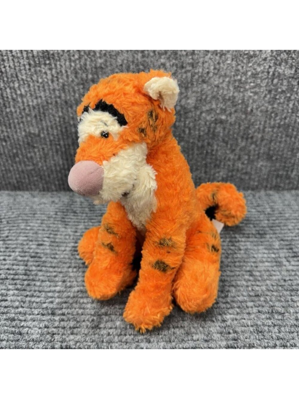 Disneyland Disney World Winnie The Pooh Original Tigger the Tiger Plush Fuzzy